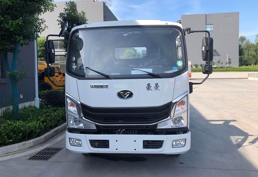 國(guó)六藍(lán)牌重汽豪曼一拖二清障車(chē)