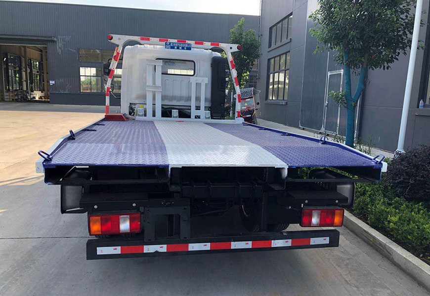 國(guó)六藍(lán)牌重汽豪曼一拖二清障車(chē)