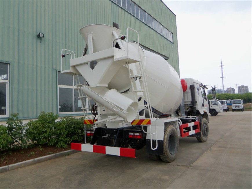 大運(yùn)運(yùn)隆6方攪拌車(chē)