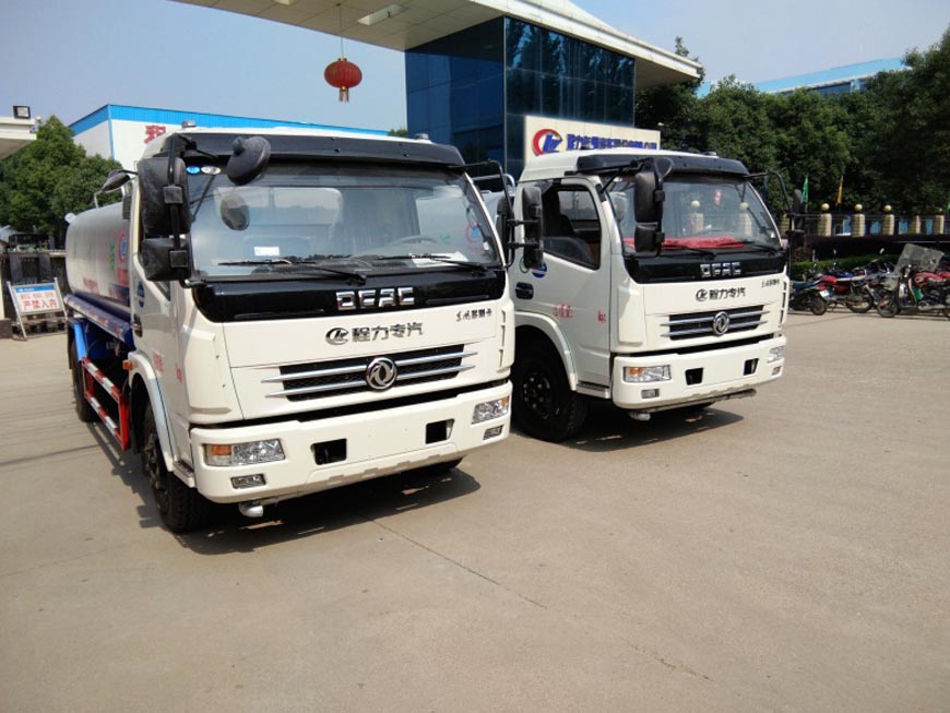 程力威牌8方灑水車(chē)參數(shù)